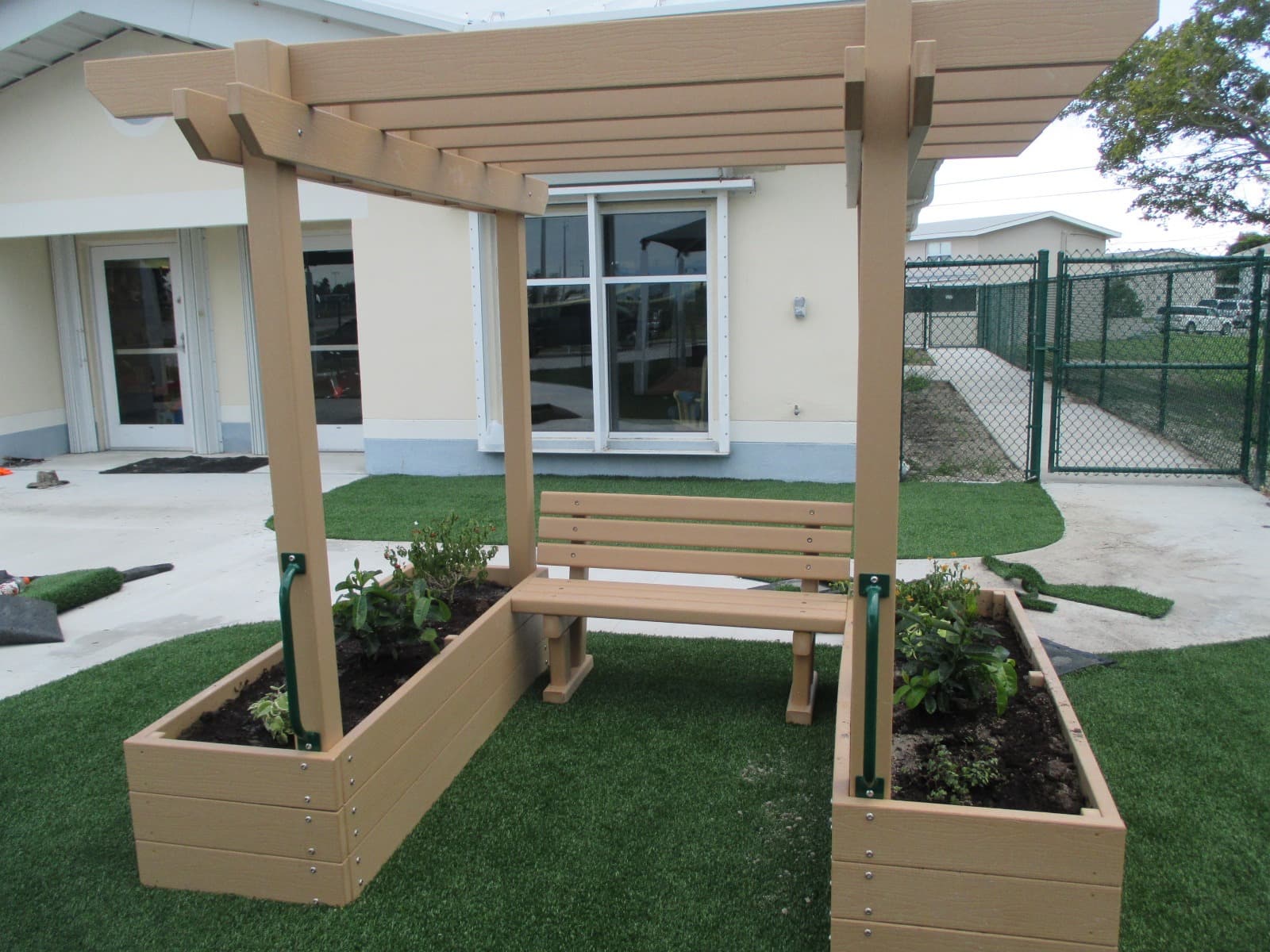Pergola With Planter Boxes