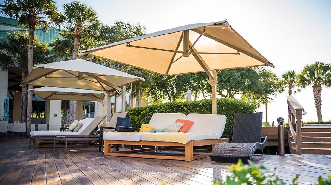 10′ Cantilever Umbrella