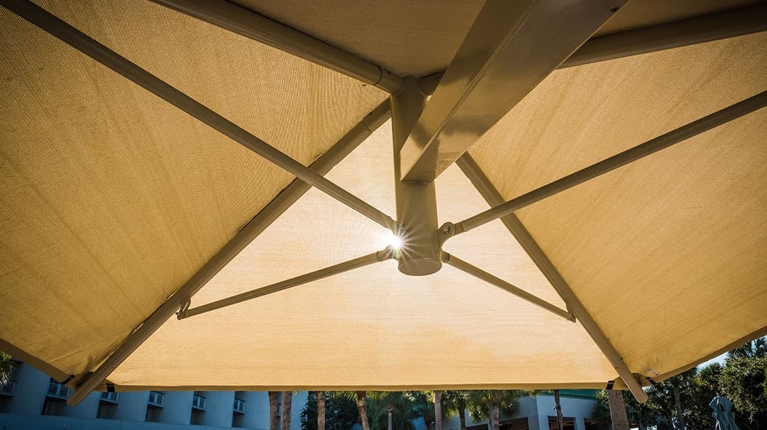 8′ Cantilever Umbrella