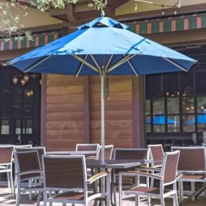 7.5' Greenwich Commercial Market Umbrella