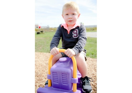 Benny Bulldozer Spring Rider - Image 2