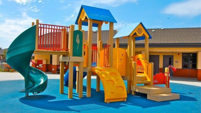 Poured-in-Place-Rubberized-Surfacing